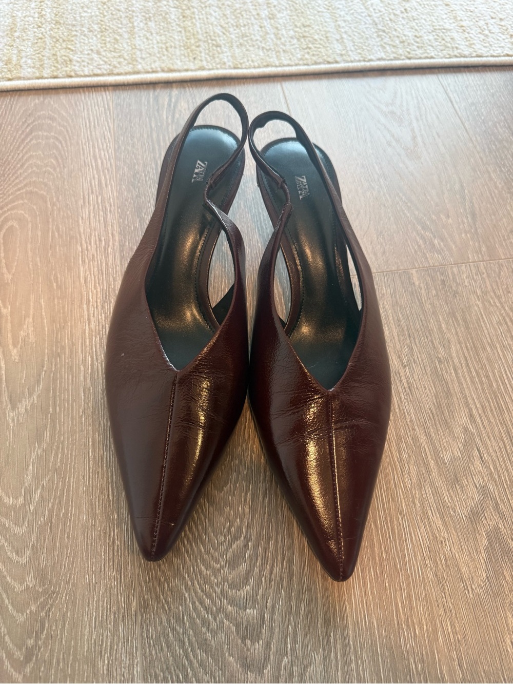 Zara Women's Pointed Slingback Pumps in Burgundy